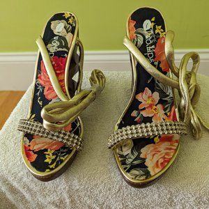 Gold Rhinestone Tropical Print Strappy Sandals Sz 6